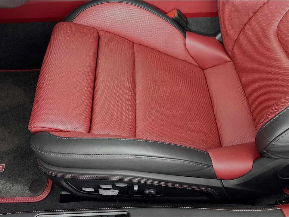 2025 Porsche 992 Carrera GTS - Image 13 of 31