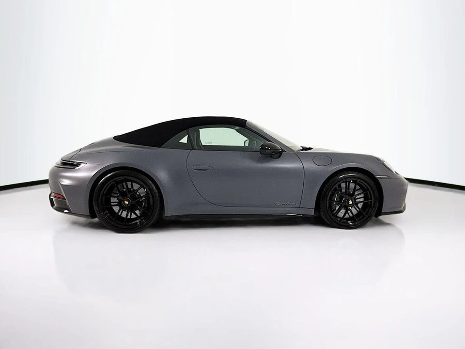2025 Porsche 992 Carrera GTS - Image 8 of 31