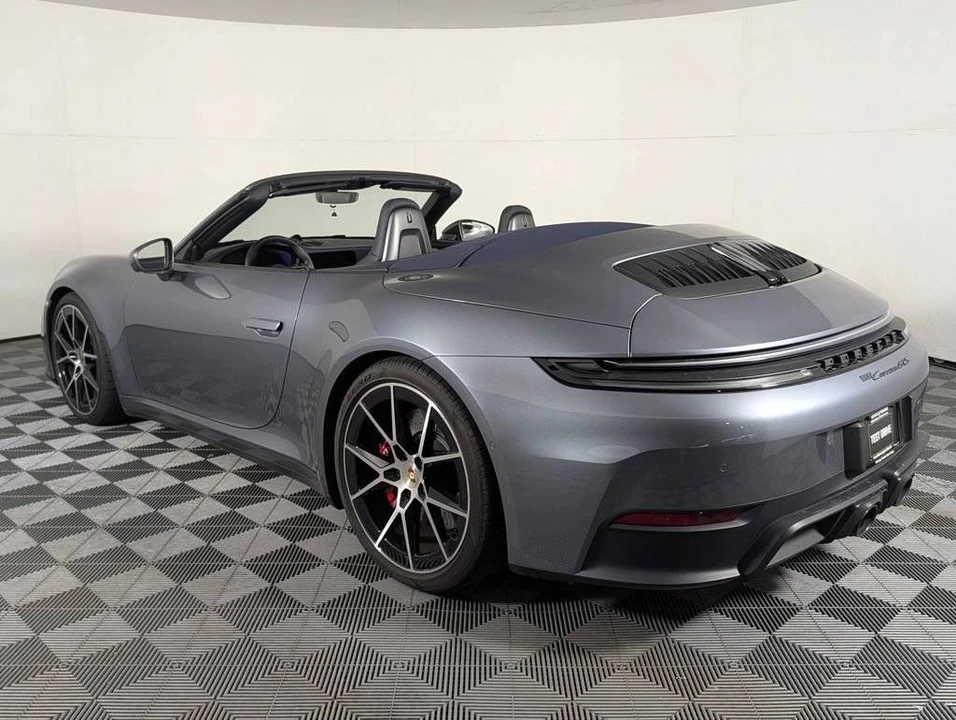 2025 Porsche 992 Carrera GTS - Image 3 of 4