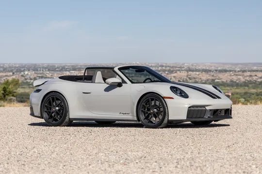 2025 Porsche 911 Carrera GTS Cabriolet