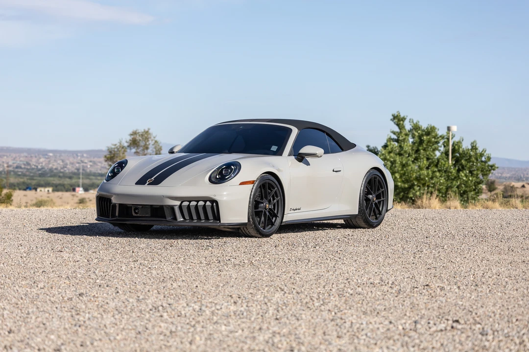 2025 Porsche 992 Carrera GTS - Image 2 of 31