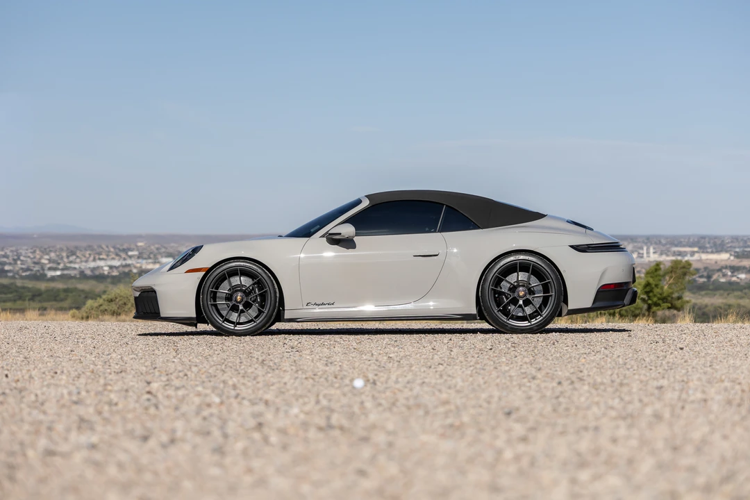 2025 Porsche 992 Carrera GTS - Image 6 of 31