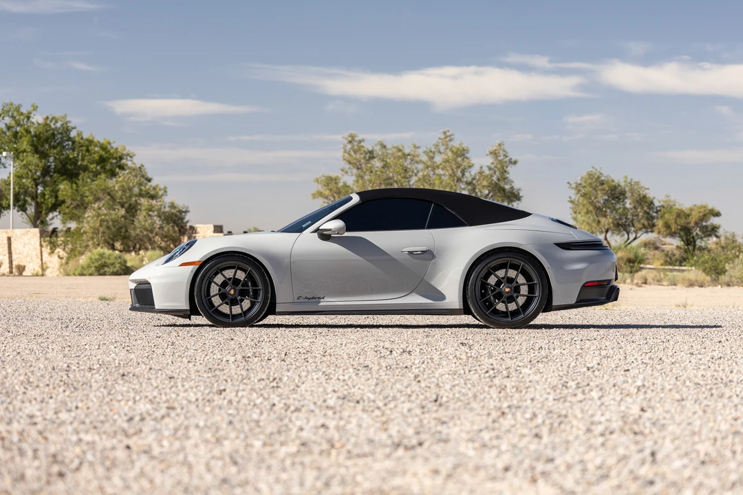 2025 Porsche 992 Carrera GTS - Image 7 of 31