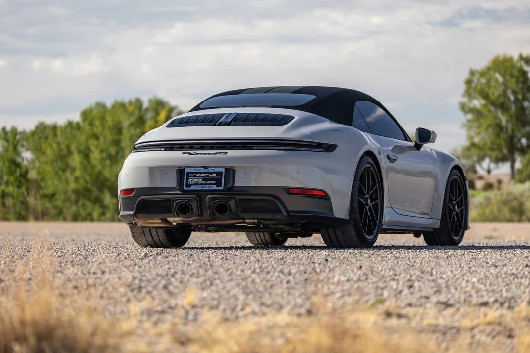 2025 Porsche 992 Carrera GTS - Image 14 of 31