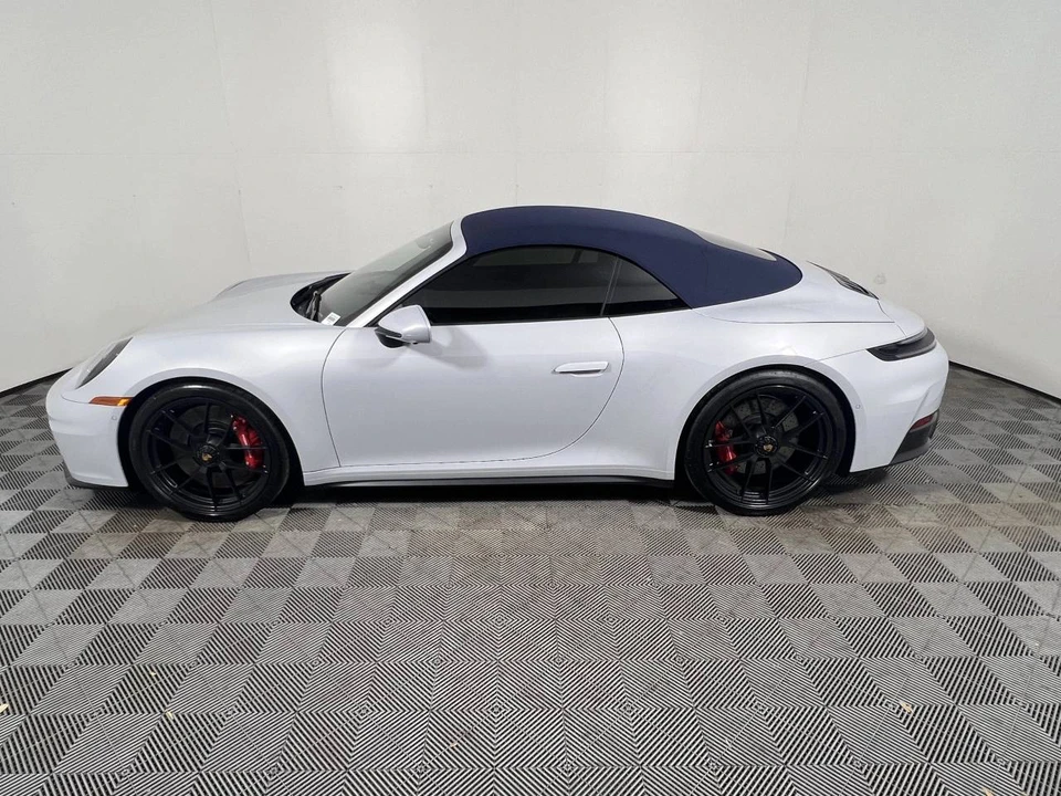 2025 Porsche 992 Carrera GTS - Image 2 of 5
