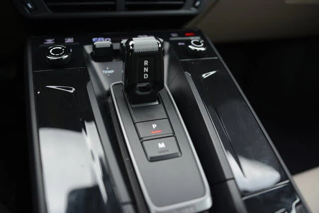 2025 Porsche 992 Carrera GTS - Image 23 of 31