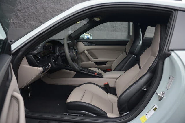 2025 Porsche 992 Carrera GTS - Image 15 of 31