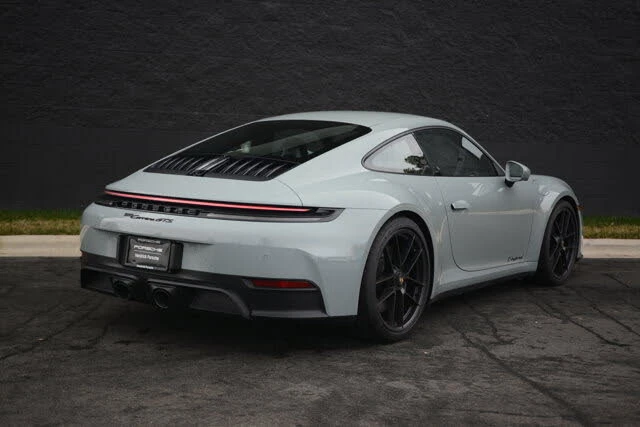 2025 Porsche 992 Carrera GTS - Image 7 of 31