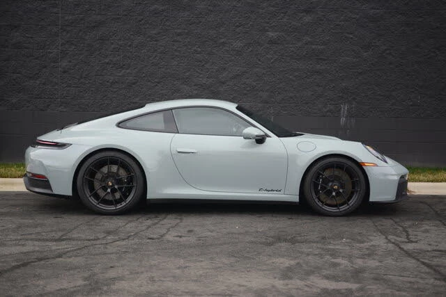 2025 Porsche 992 Carrera GTS - Image 8 of 31