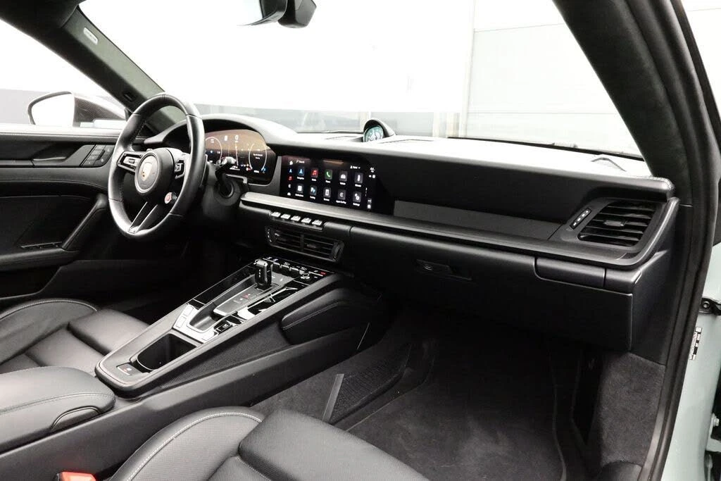 2025 Porsche 992 Carrera GTS - Image 15 of 30