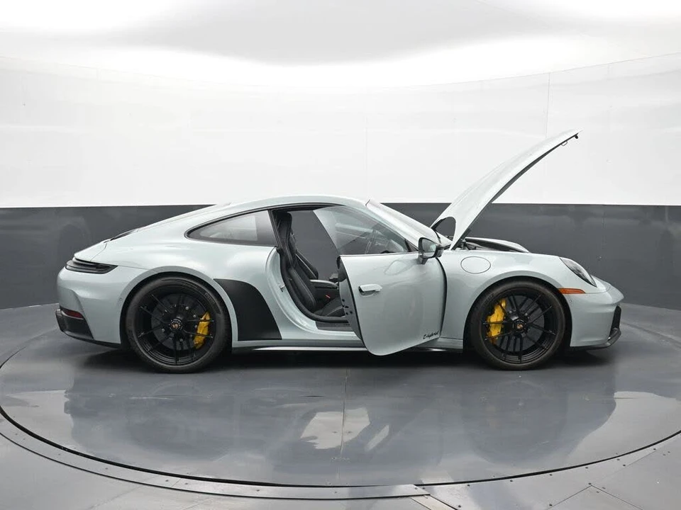 2025 Porsche 992 Carrera GTS - Image 30 of 30