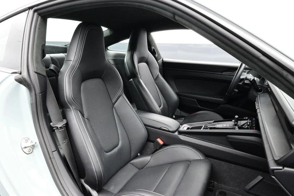 2025 Porsche 992 Carrera GTS - Image 14 of 30
