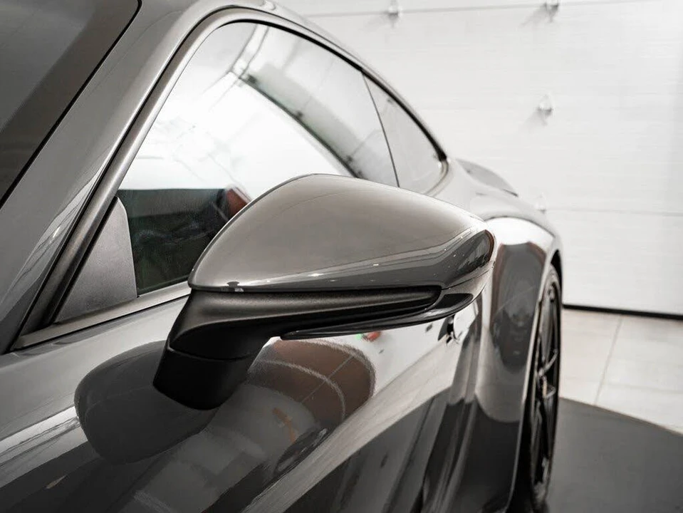 2025 Porsche 992 Carrera GTS - Image 16 of 31