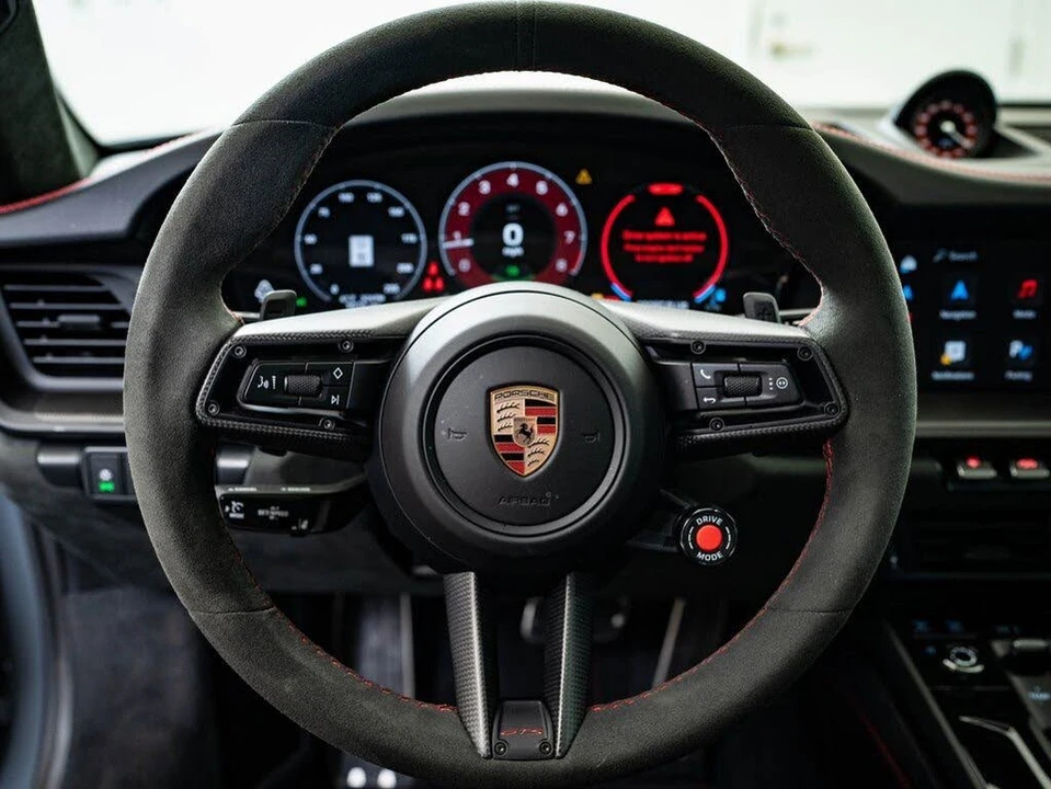 2025 Porsche 992 Carrera GTS - Image 6 of 31