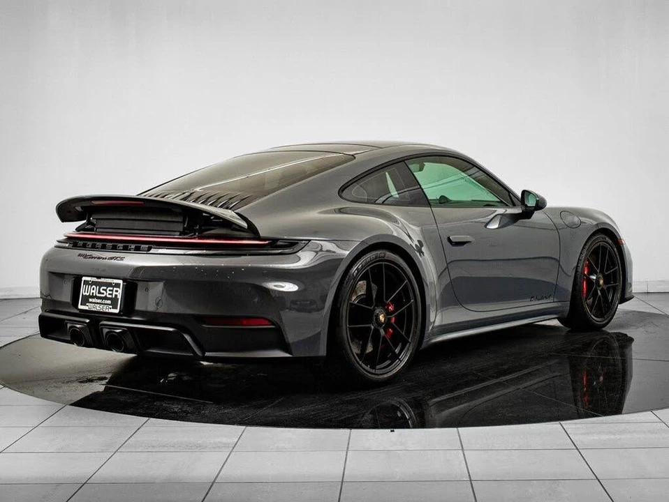2025 Porsche 992 Carrera GTS - Image 8 of 31