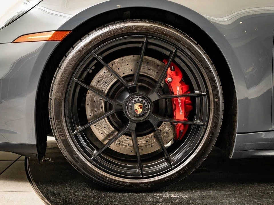 2025 Porsche 992 Carrera GTS - Image 12 of 31
