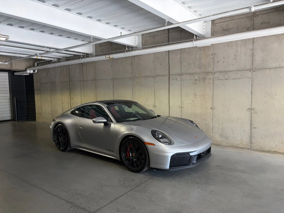2025 Porsche 992 Carrera GTS - Image 9 of 31