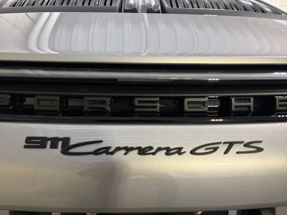 2025 Porsche 992 Carrera GTS - Image 17 of 31