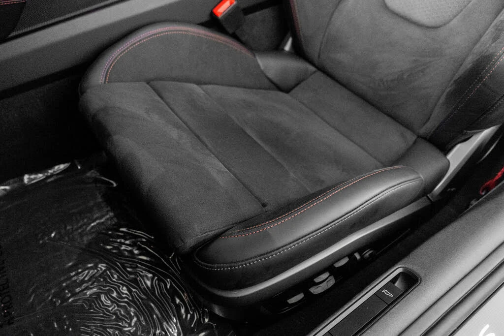 2025 Porsche 992 Carrera GTS - Image 28 of 31