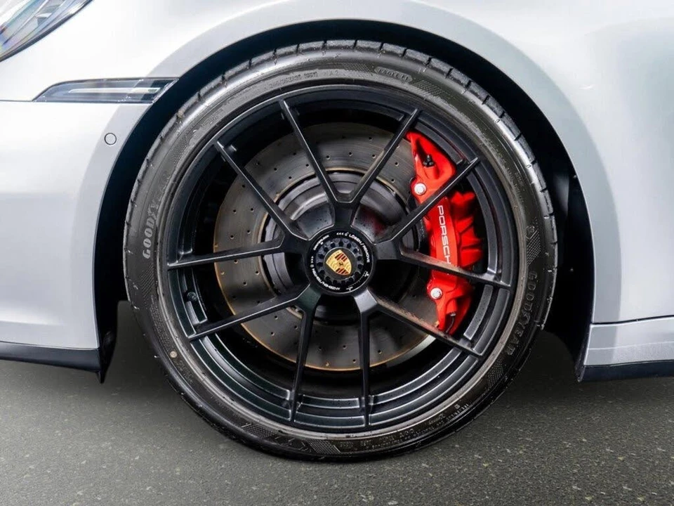 2025 Porsche 992 Carrera GTS - Image 9 of 31