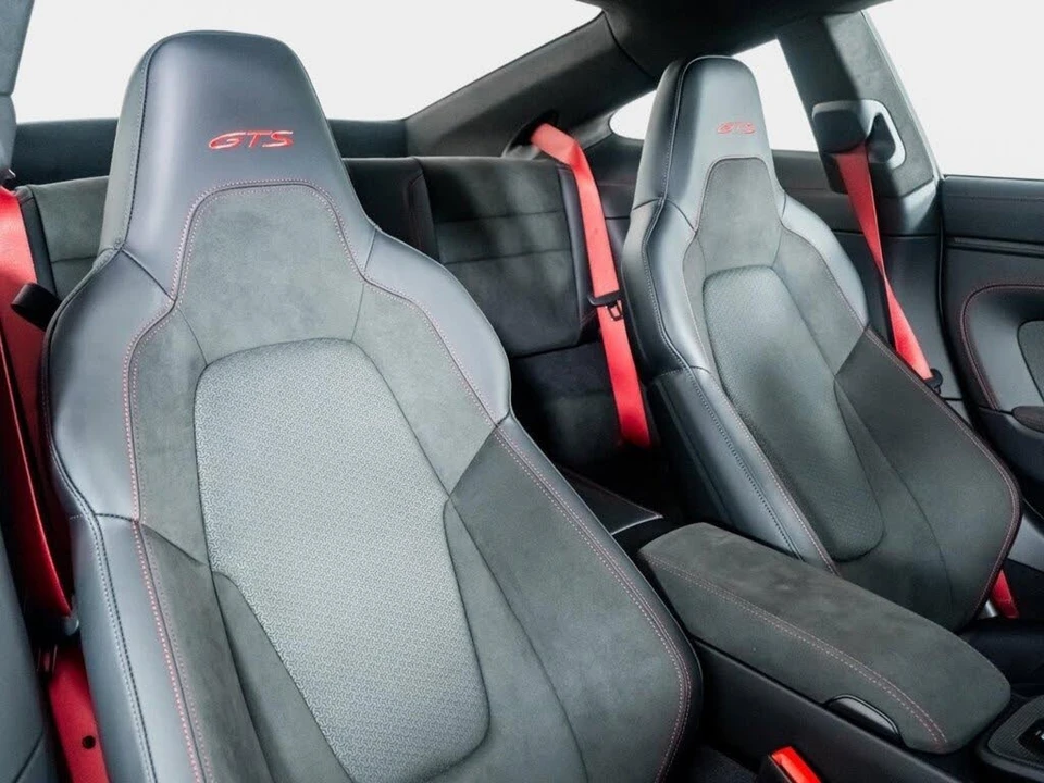 2025 Porsche 992 Carrera GTS - Image 29 of 31