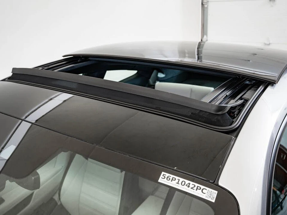 2025 Porsche 992 Carrera GTS - Image 28 of 31