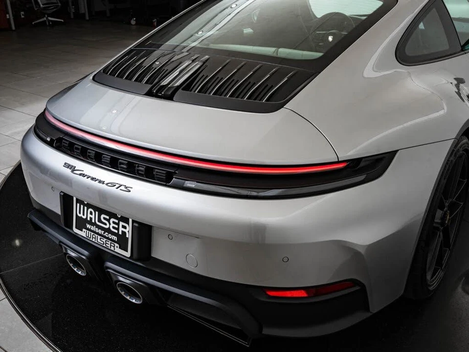 2025 Porsche 992 Carrera GTS - Image 15 of 31