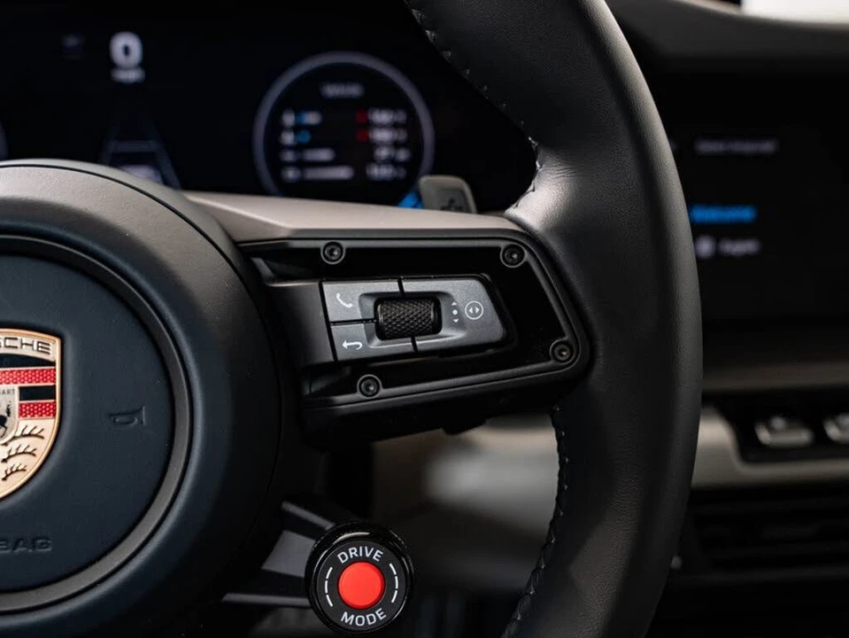 2025 Porsche 992 Carrera GTS - Image 30 of 31