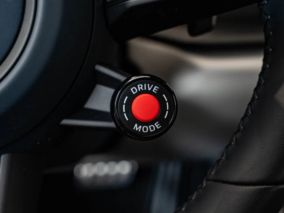 2025 Porsche 992 Carrera GTS - Image 31 of 31