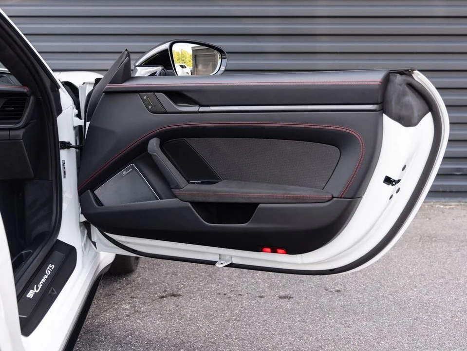 2025 Porsche 992 Carrera GTS - Image 29 of 31