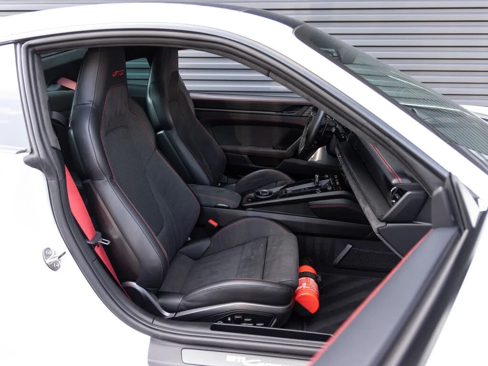 2025 Porsche 992 Carrera GTS - Image 31 of 31