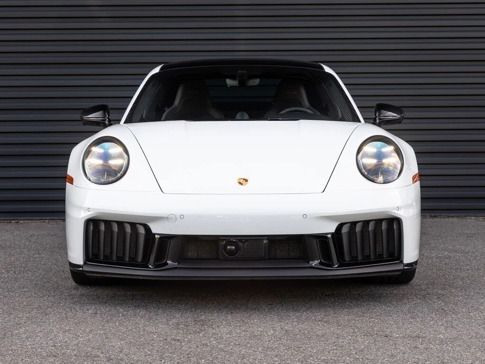 2025 Porsche 992 Carrera GTS - Image 7 of 31