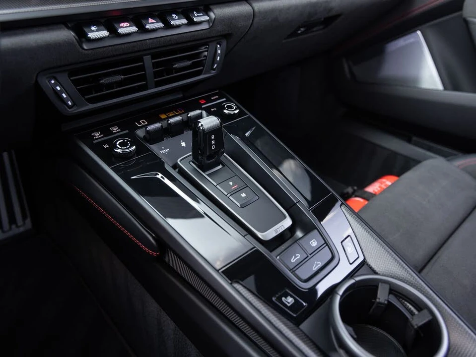 2025 Porsche 992 Carrera GTS - Image 18 of 31
