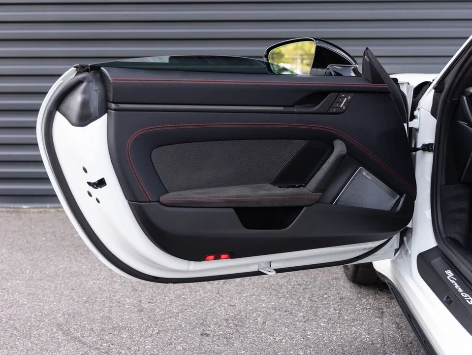 2025 Porsche 992 Carrera GTS - Image 21 of 31