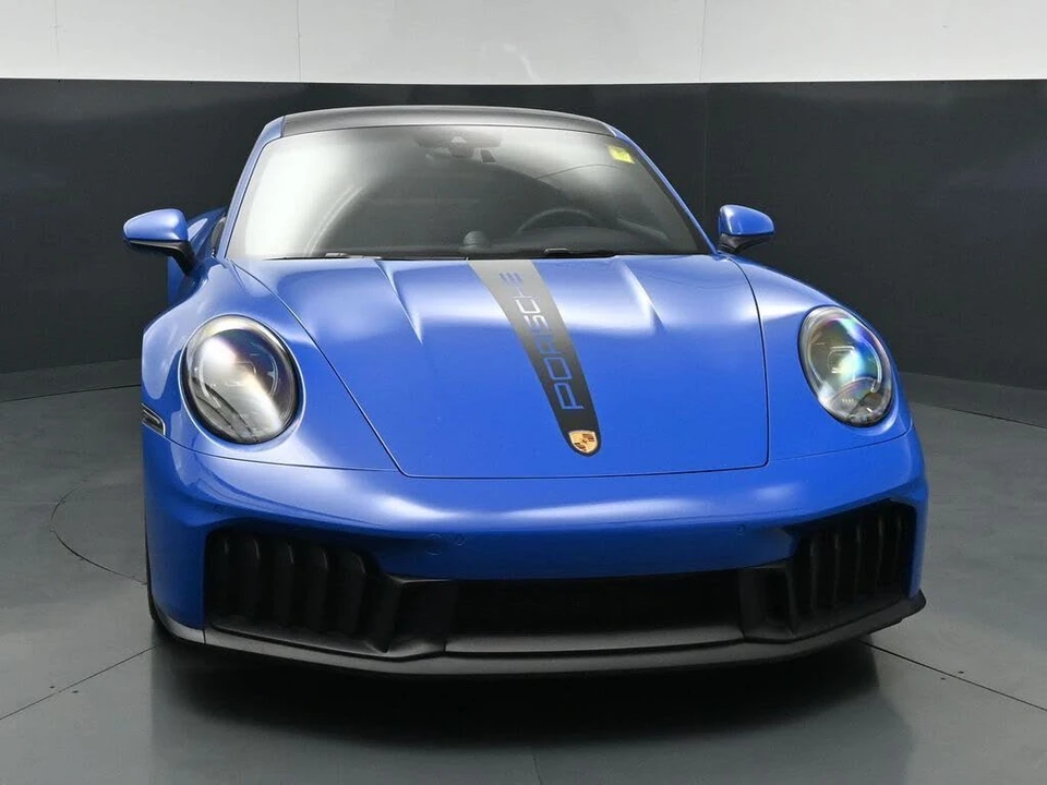2025 Porsche 992 Carrera GTS - Image 14 of 31