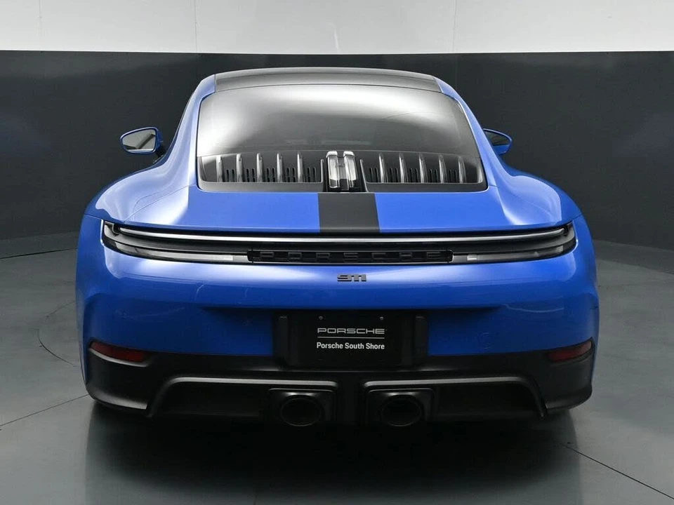 2025 Porsche 992 Carrera GTS - Image 10 of 31