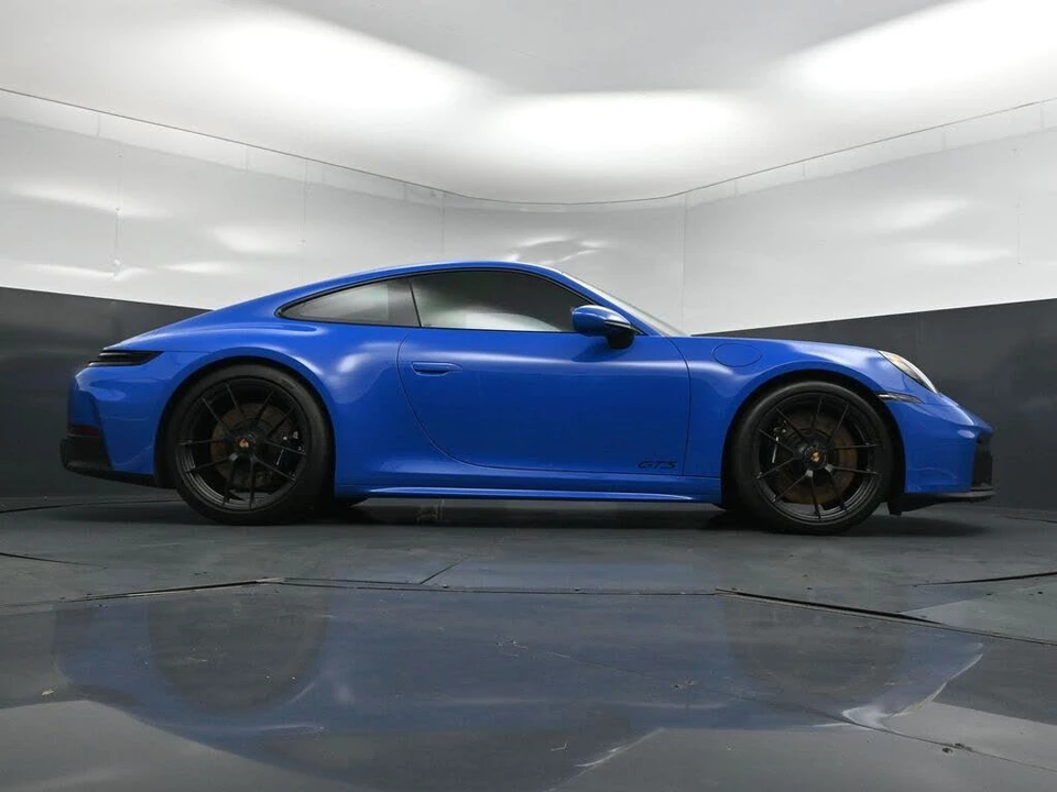 2025 Porsche 992 Carrera GTS - Image 28 of 31