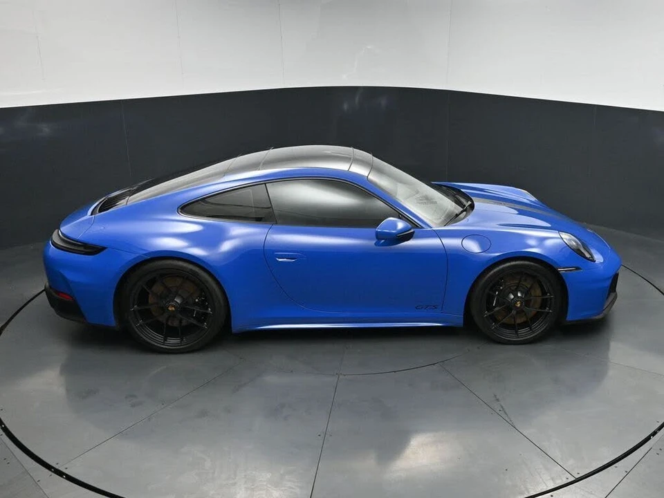 2025 Porsche 992 Carrera GTS - Image 20 of 31