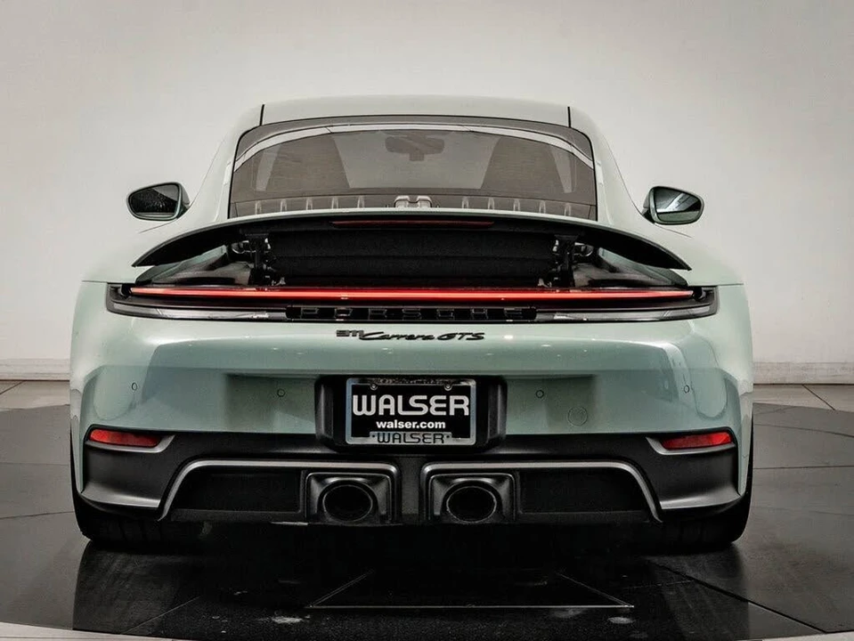 2025 Porsche 992 Carrera GTS - Image 7 of 31
