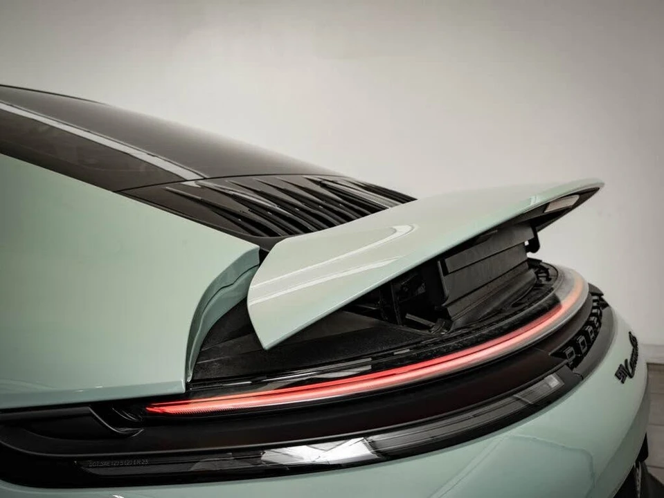 2025 Porsche 992 Carrera GTS - Image 25 of 31