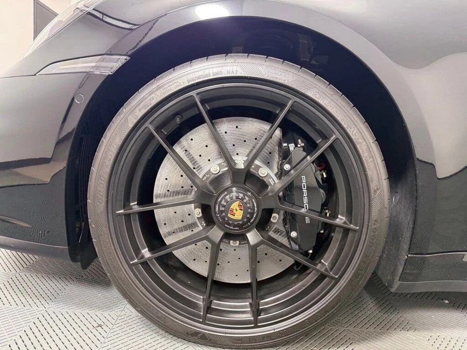 2025 Porsche 992 Carrera GTS - Image 11 of 27