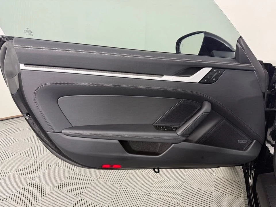 2025 Porsche 992 Carrera GTS - Image 18 of 27