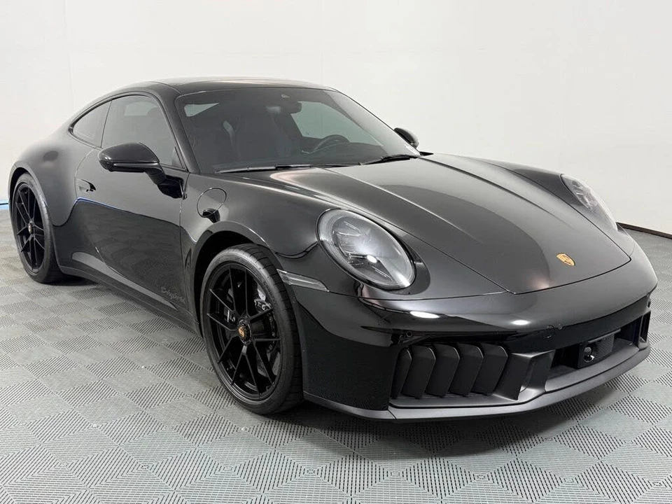 2025 Porsche 992 Carrera GTS - Image 9 of 27