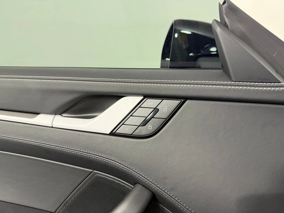 2025 Porsche 992 Carrera GTS - Image 19 of 27