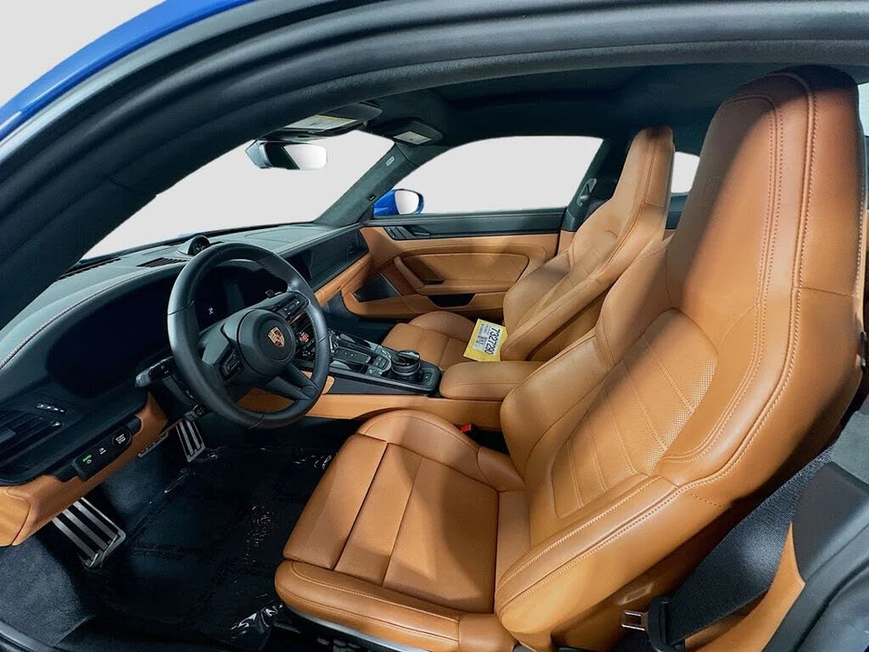 2025 Porsche 992 Carrera GTS - Image 5 of 31