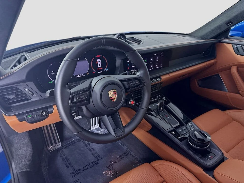 2025 Porsche 992 Carrera GTS - Image 24 of 31