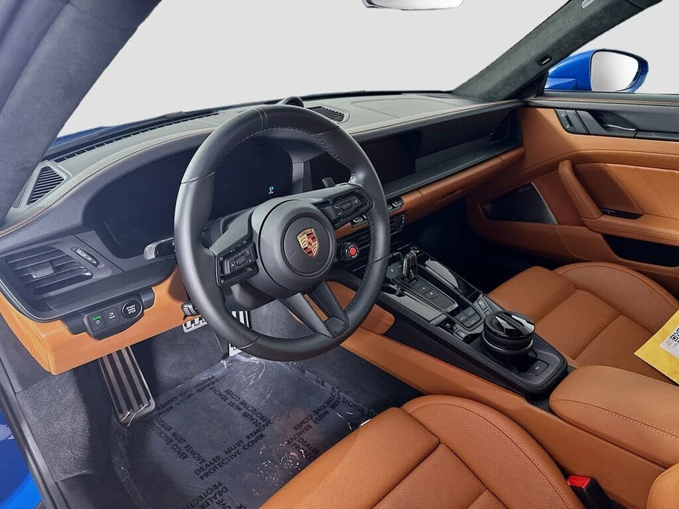 2025 Porsche 992 Carrera GTS - Image 4 of 31