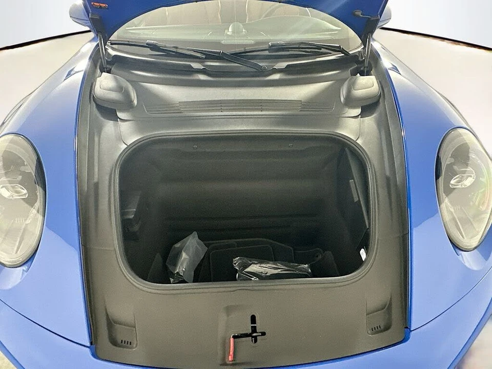 2025 Porsche 992 Carrera GTS - Image 26 of 31