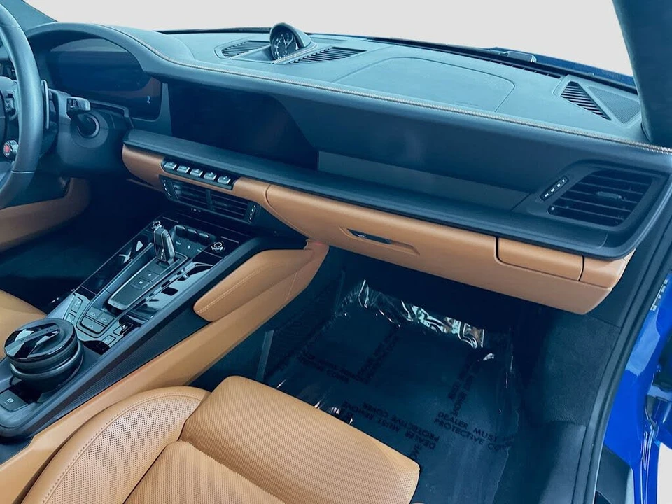 2025 Porsche 992 Carrera GTS - Image 28 of 31