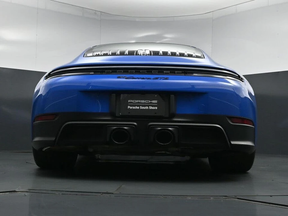 2025 Porsche 992 Carrera GTS - Image 25 of 31